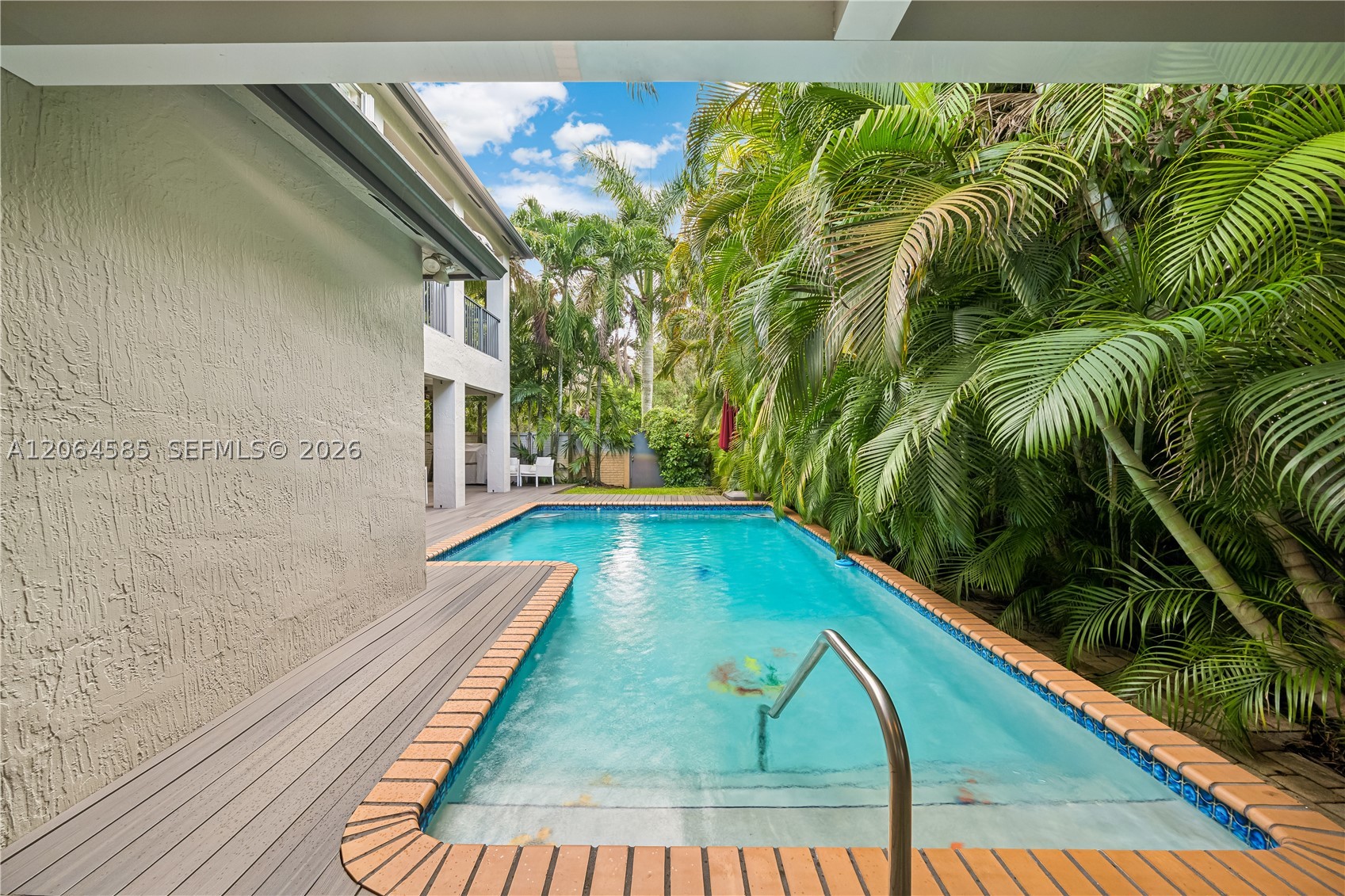 14900 SW 10th St Miami, FL 33194