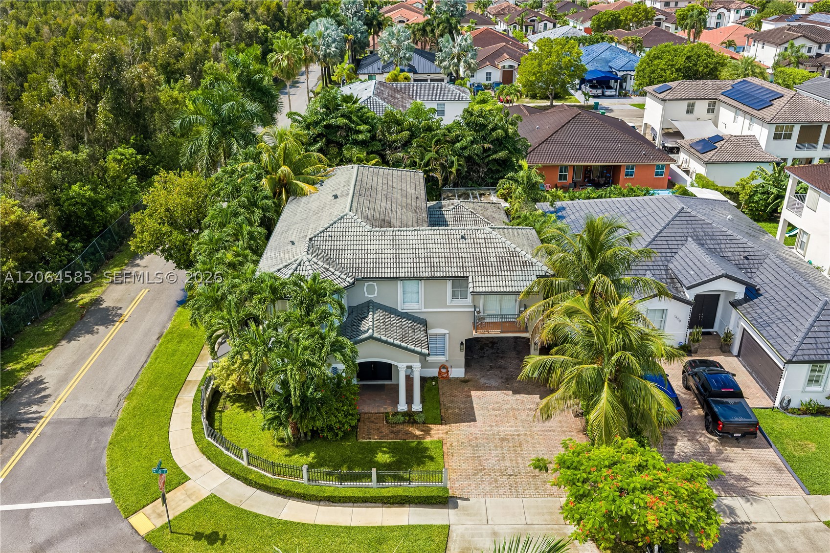 14900 SW 10th St Miami, FL 33194