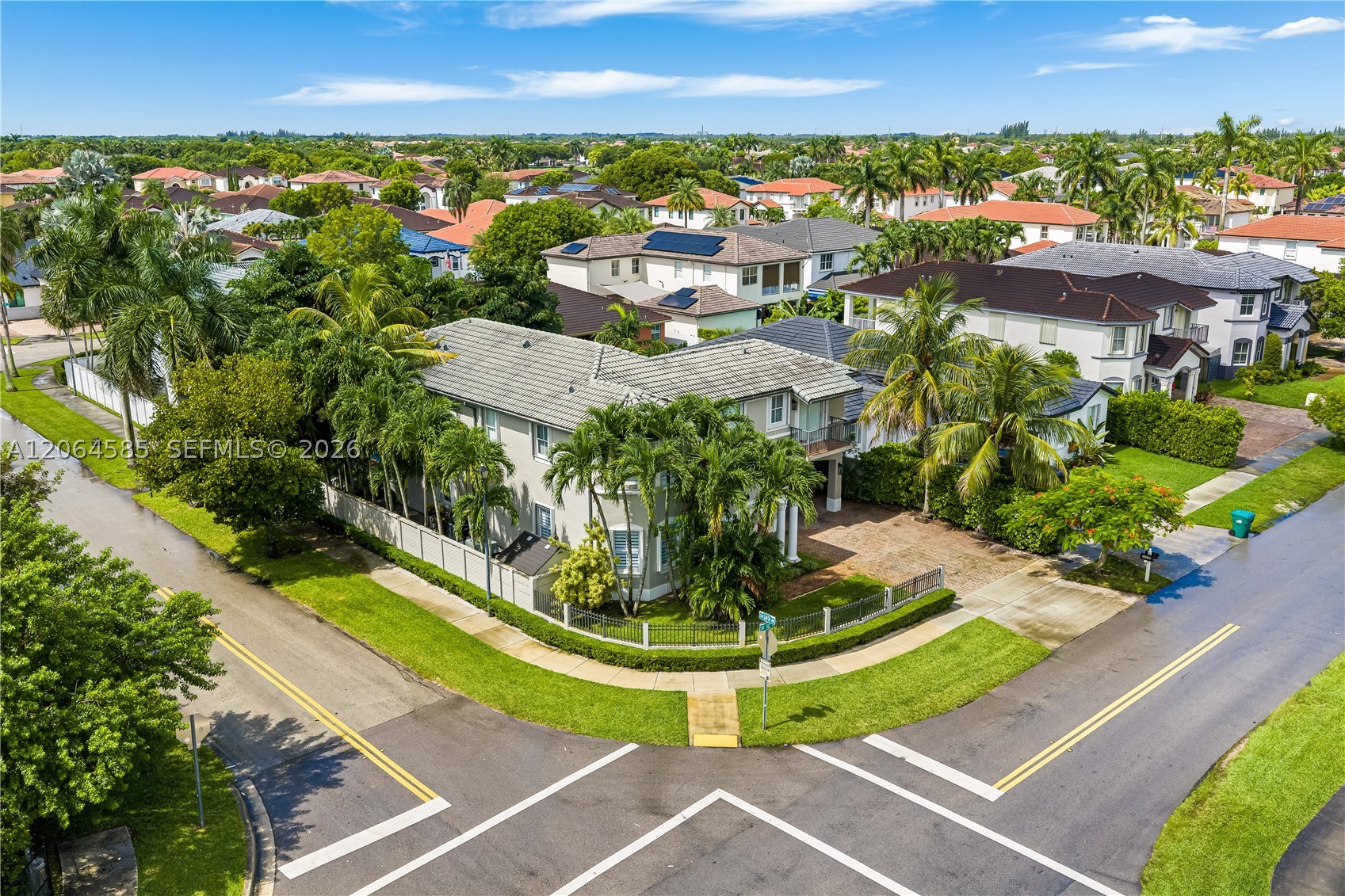 14900 SW 10th St Miami, FL 33194