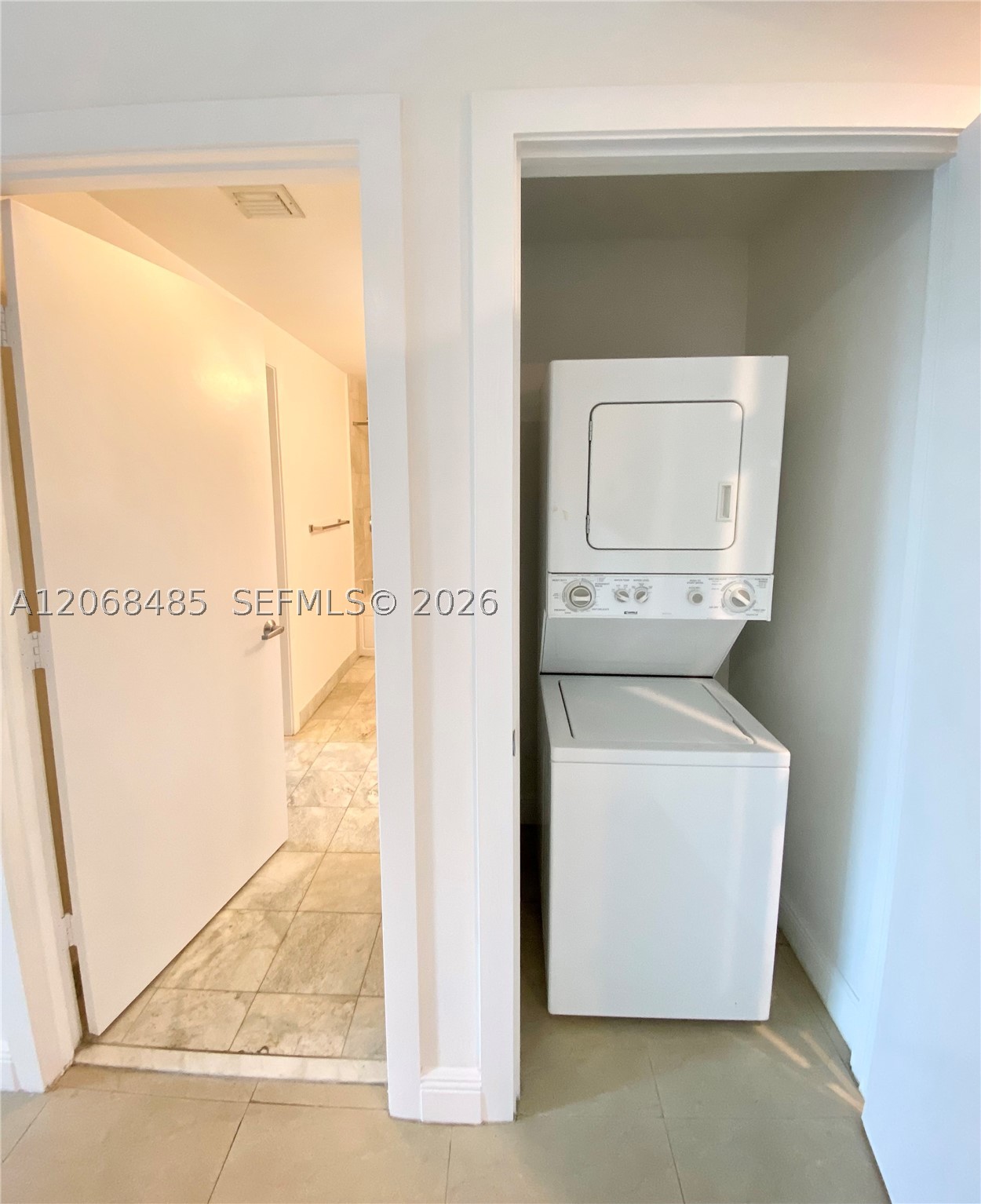 image 1060 Brickell - 106016