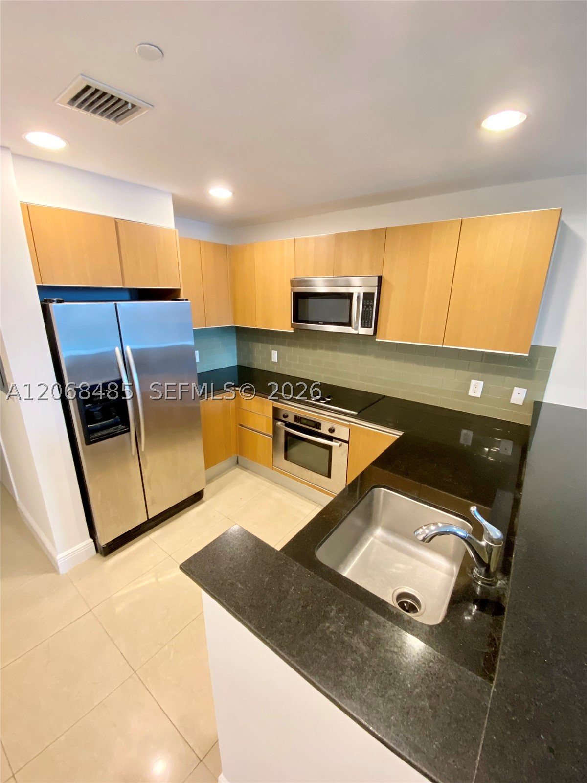 image 1060 Brickell - 10602