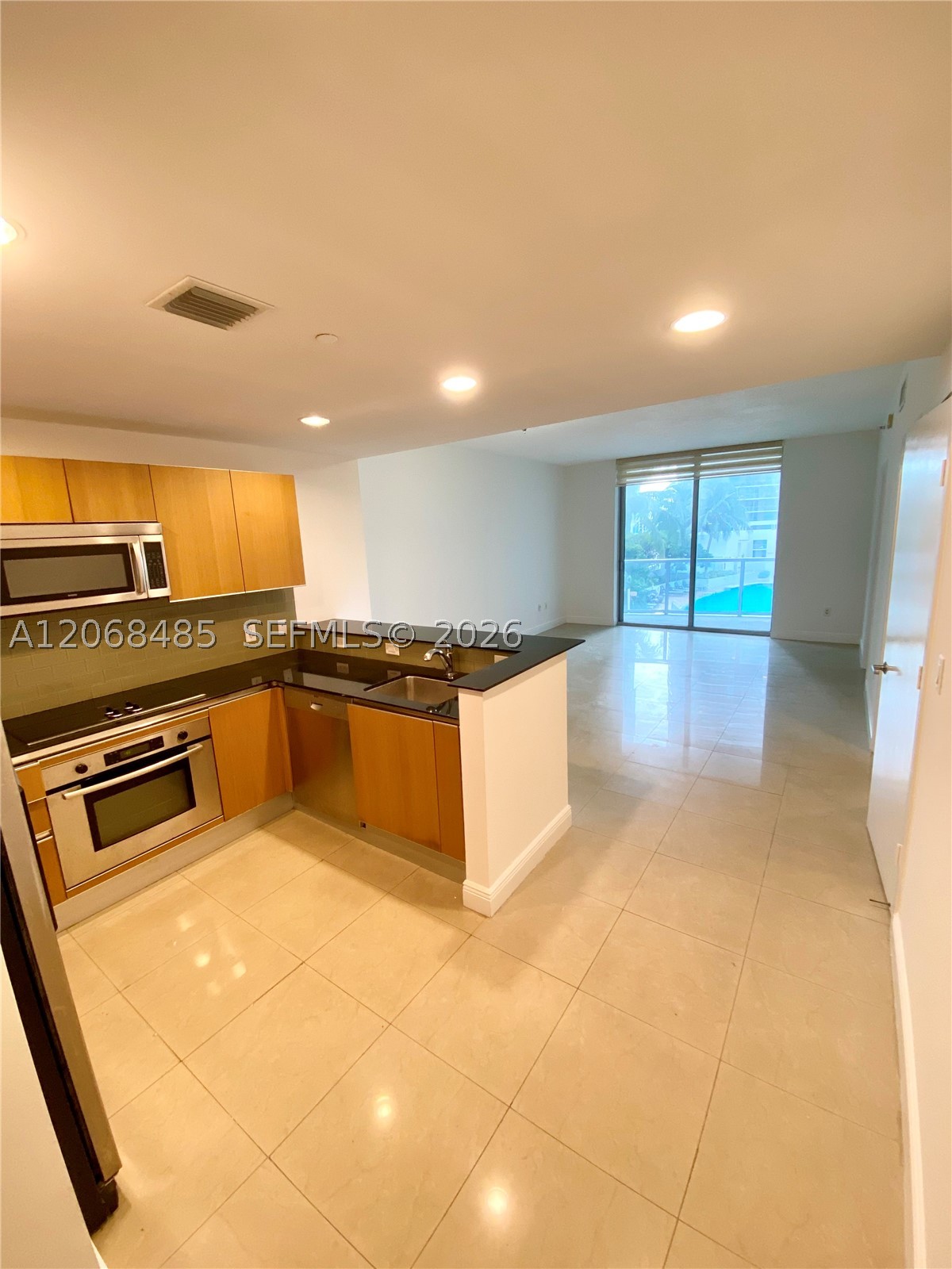image 1060 Brickell - 10606