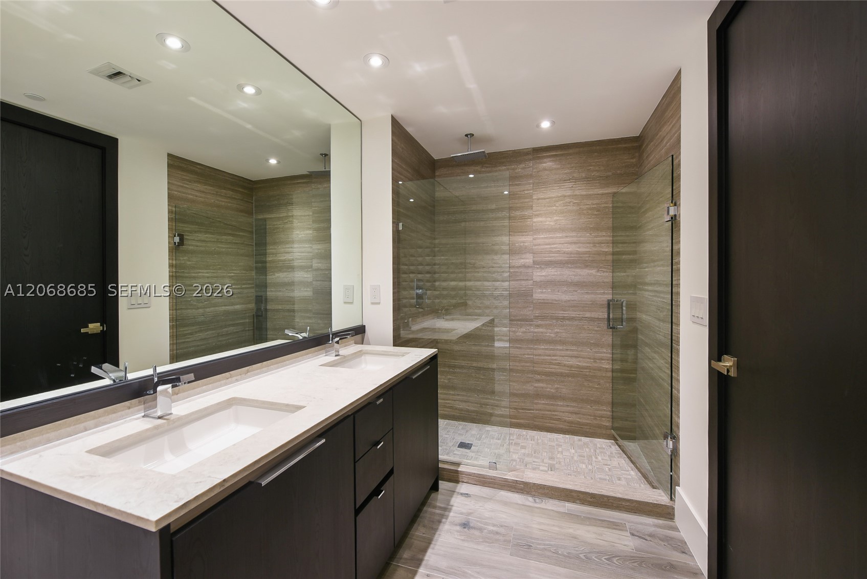 image 1010 Brickell11