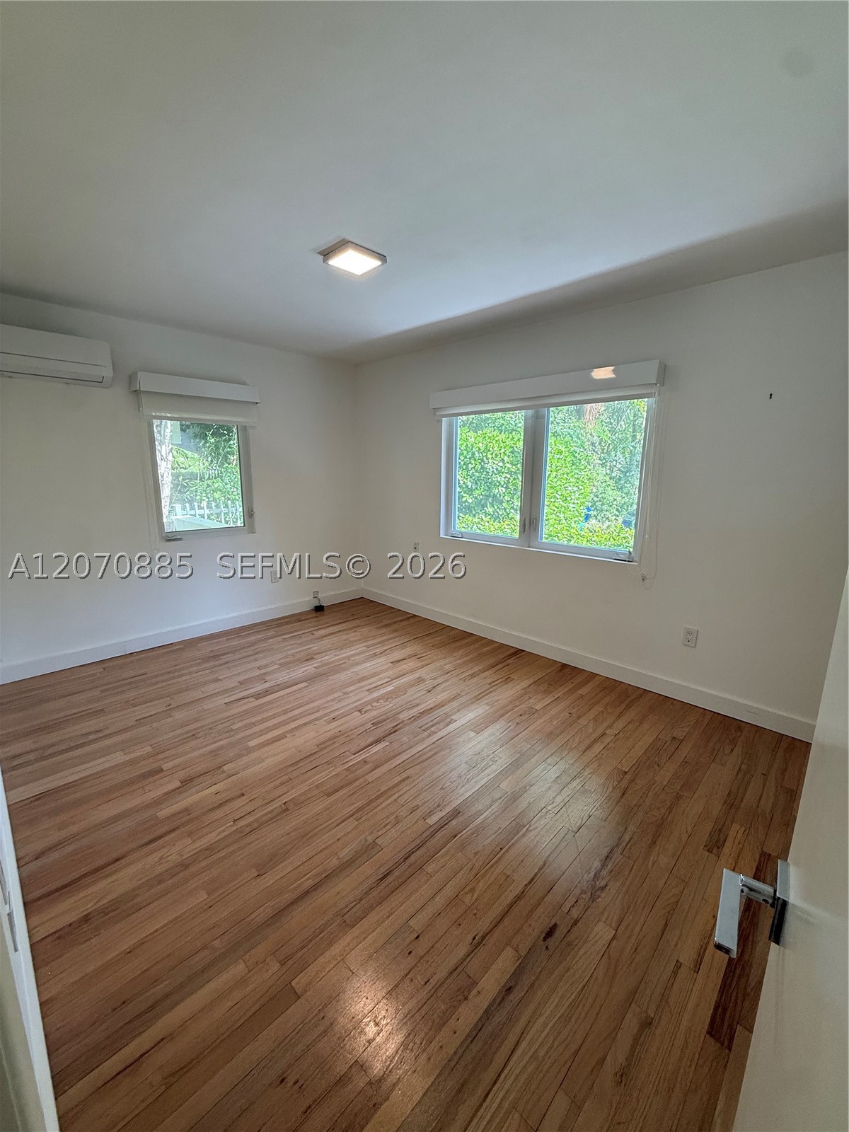 3865 Poinciana Ave Miami, FL 33133