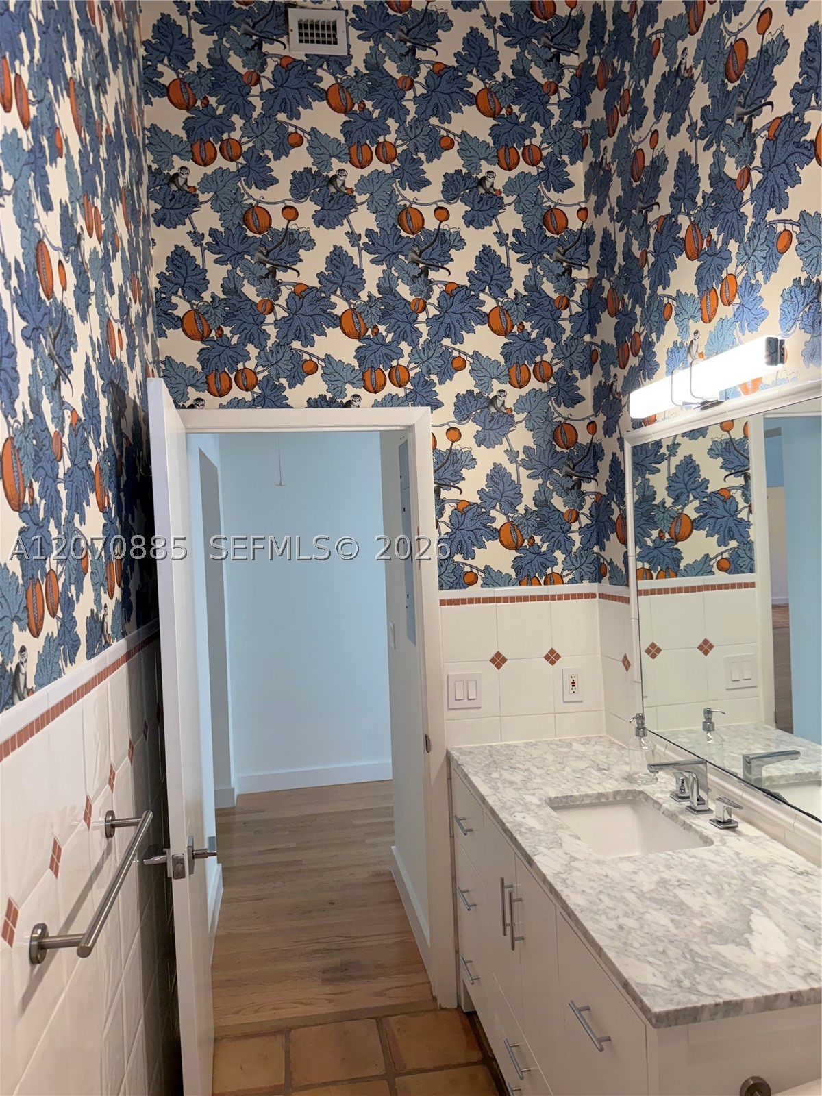 3865 Poinciana Ave Miami, FL 33133