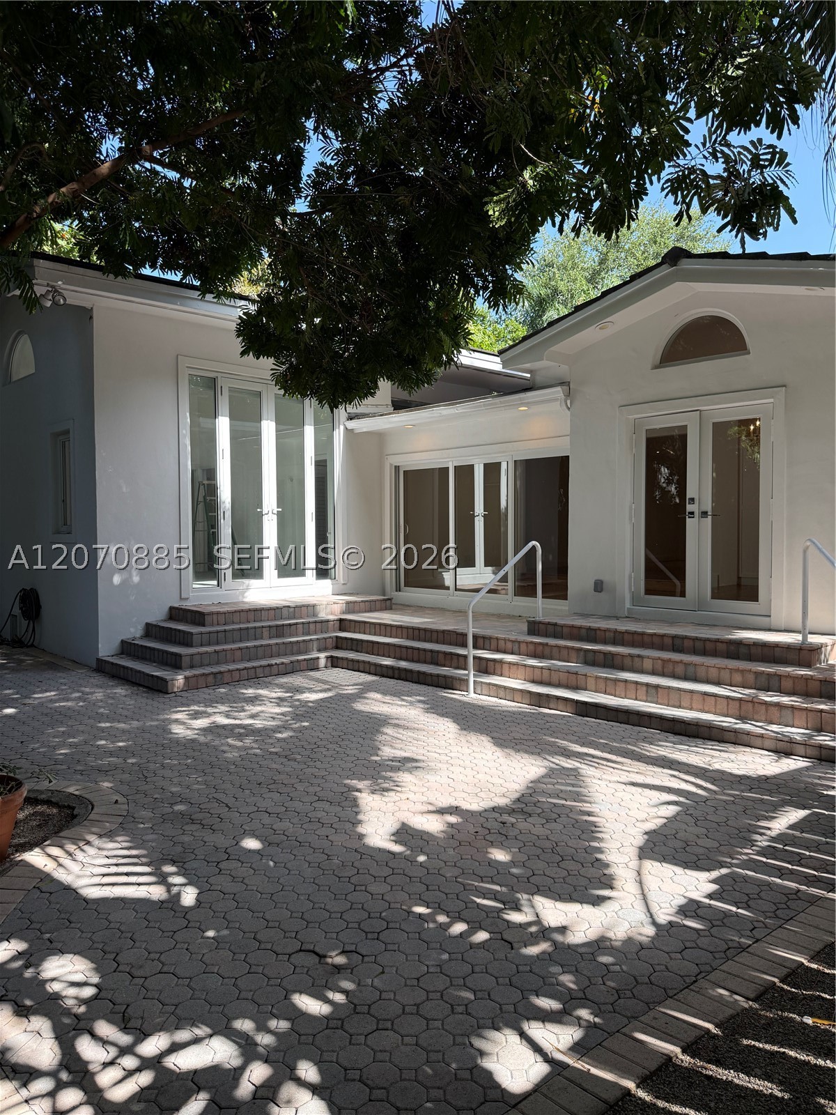 3865 Poinciana Ave Miami, FL 33133