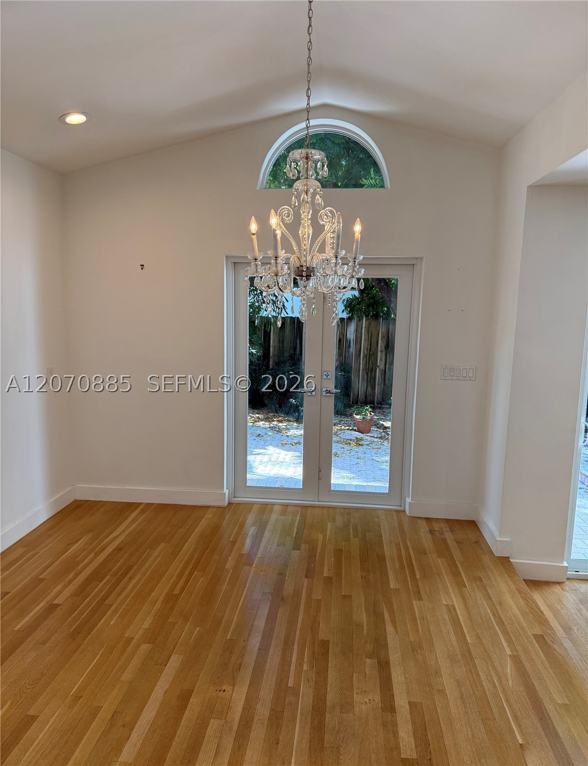 3865 Poinciana Ave Miami, FL 33133