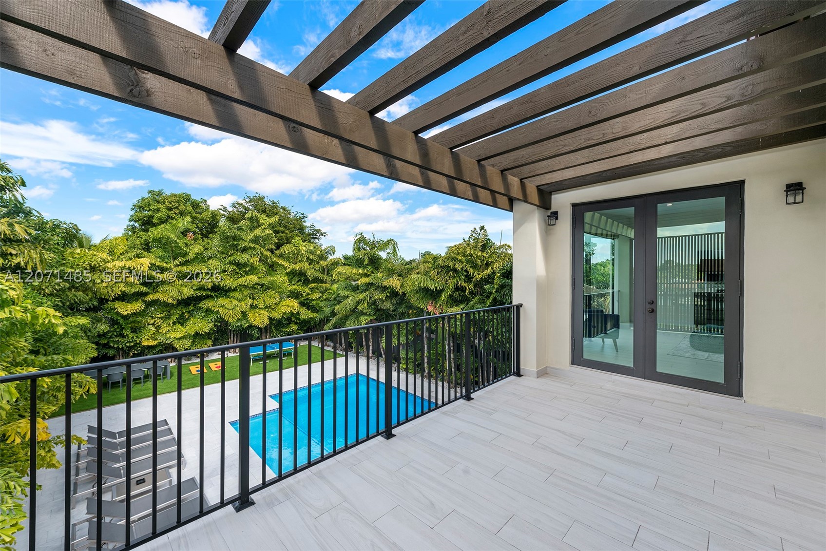 6529 SW 30th St Miami, FL 33155