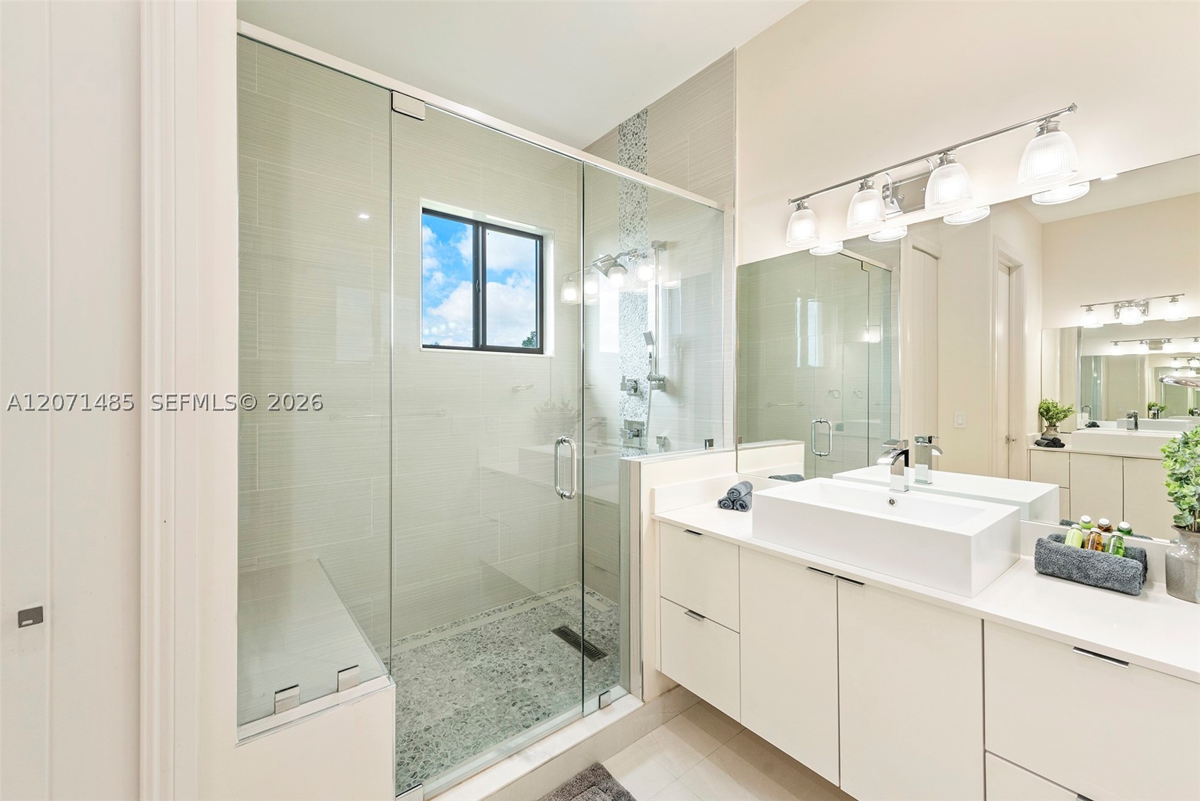 6529 SW 30th St Miami, FL 33155