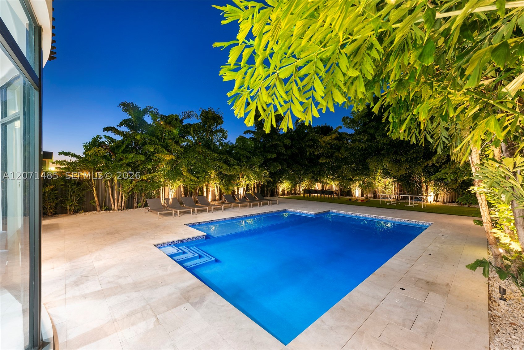 6529 SW 30th St Miami, FL 33155
