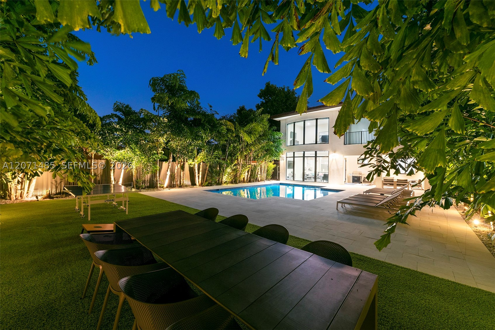 6529 SW 30th St Miami, FL 33155