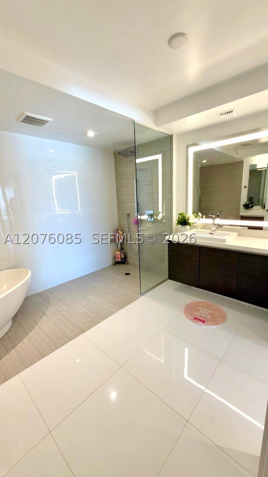330 Sunny Isles Blvd #5-1001 Sunny Isles Beach, FL 33160