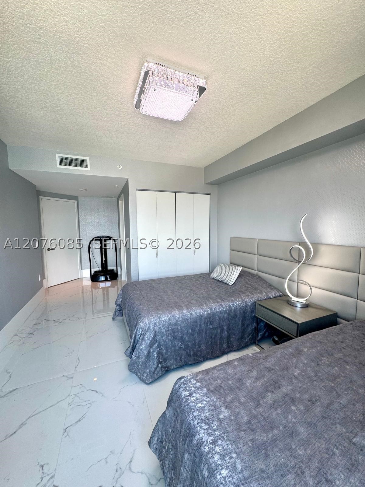 330 Sunny Isles Blvd #5-1001 Sunny Isles Beach, FL 33160