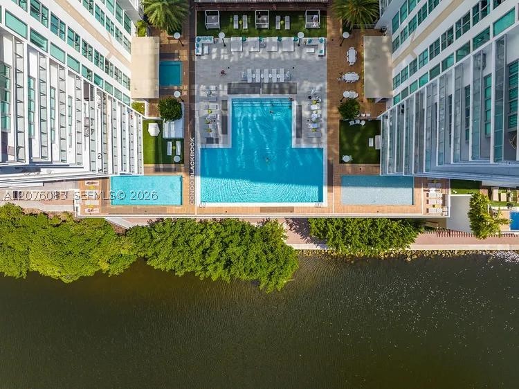 330 Sunny Isles Blvd #5-1001 Sunny Isles Beach, FL 33160