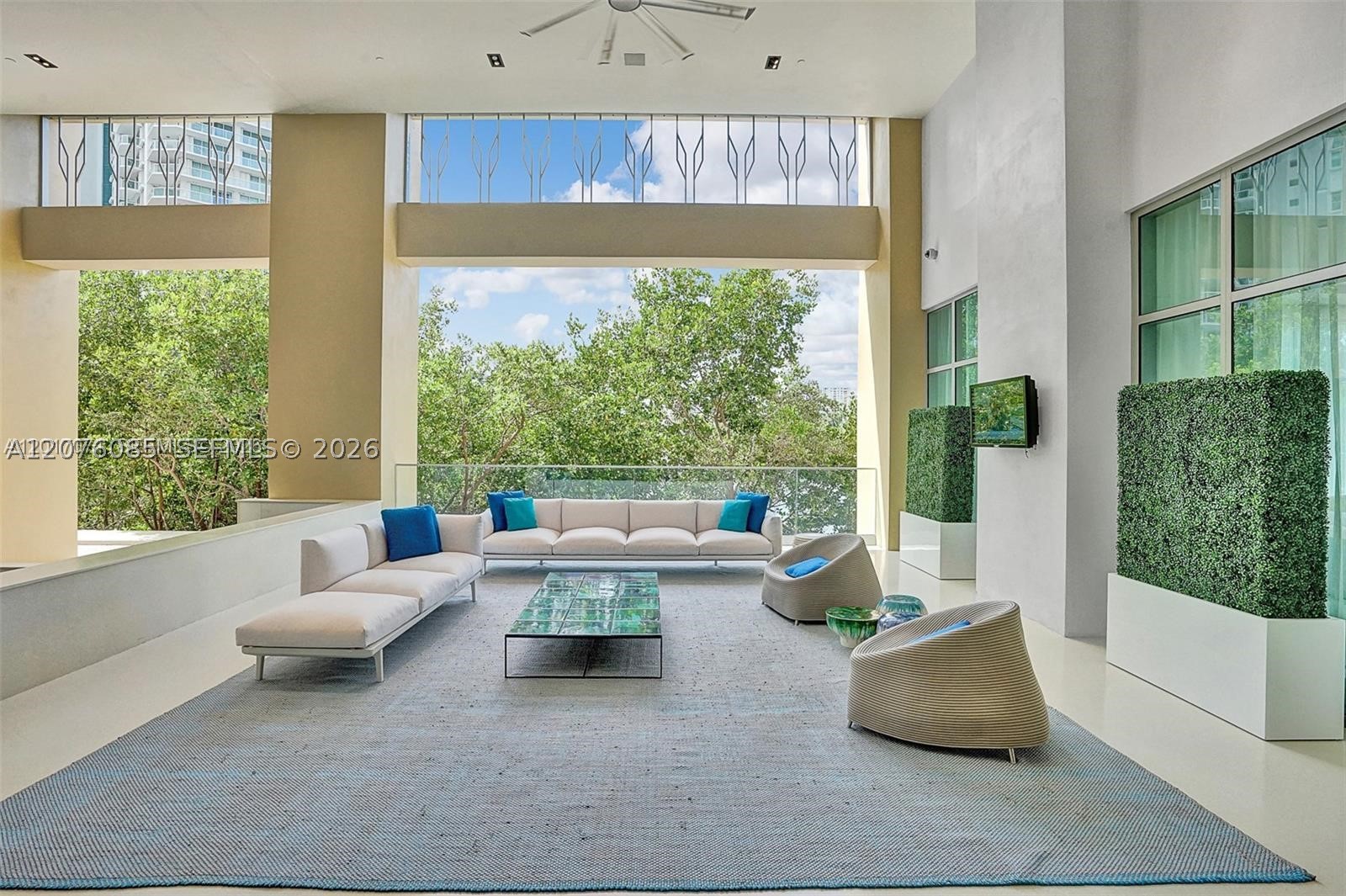 330 Sunny Isles Blvd #5-1001 Sunny Isles Beach, FL 33160