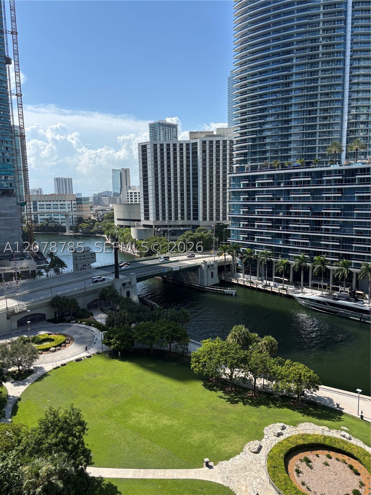image Icon Brickell I1