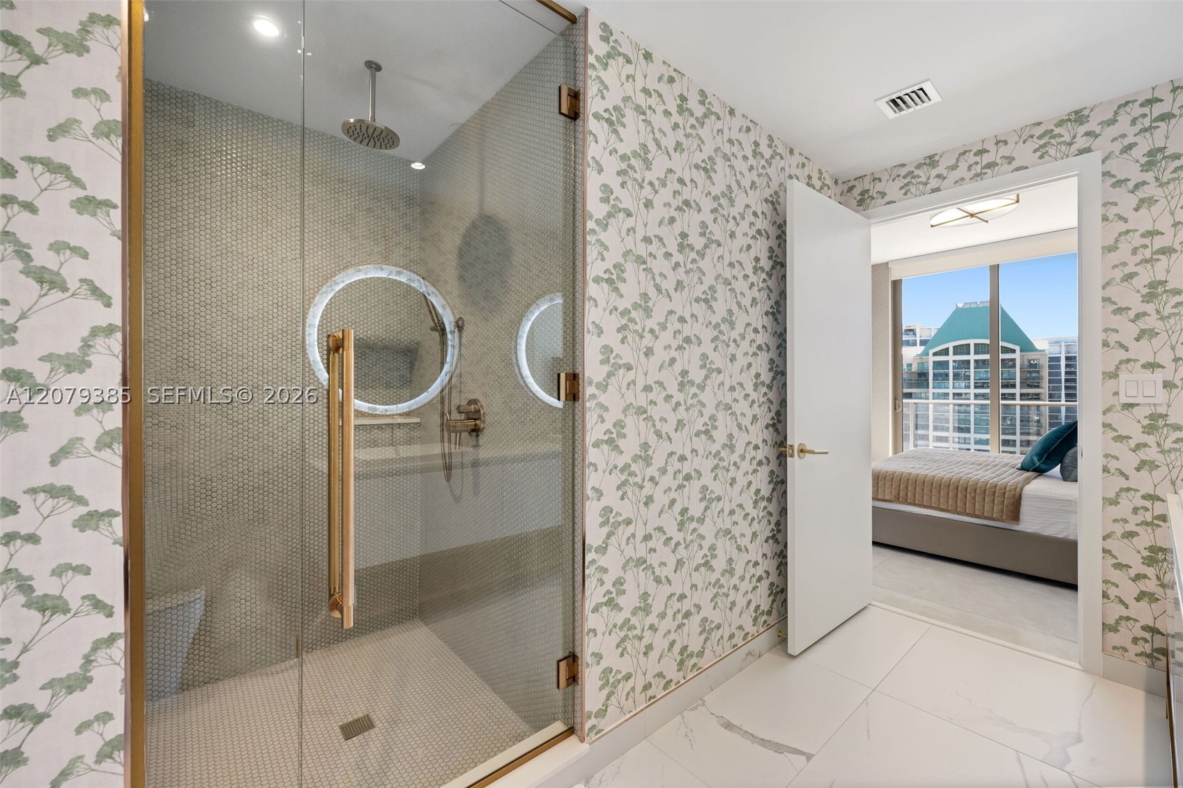 image Mr C's Residences25