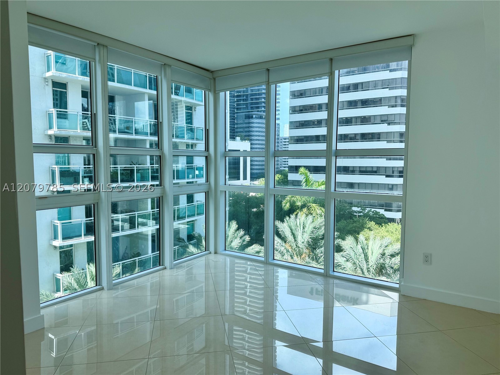 image The Plaza on Brickell East8