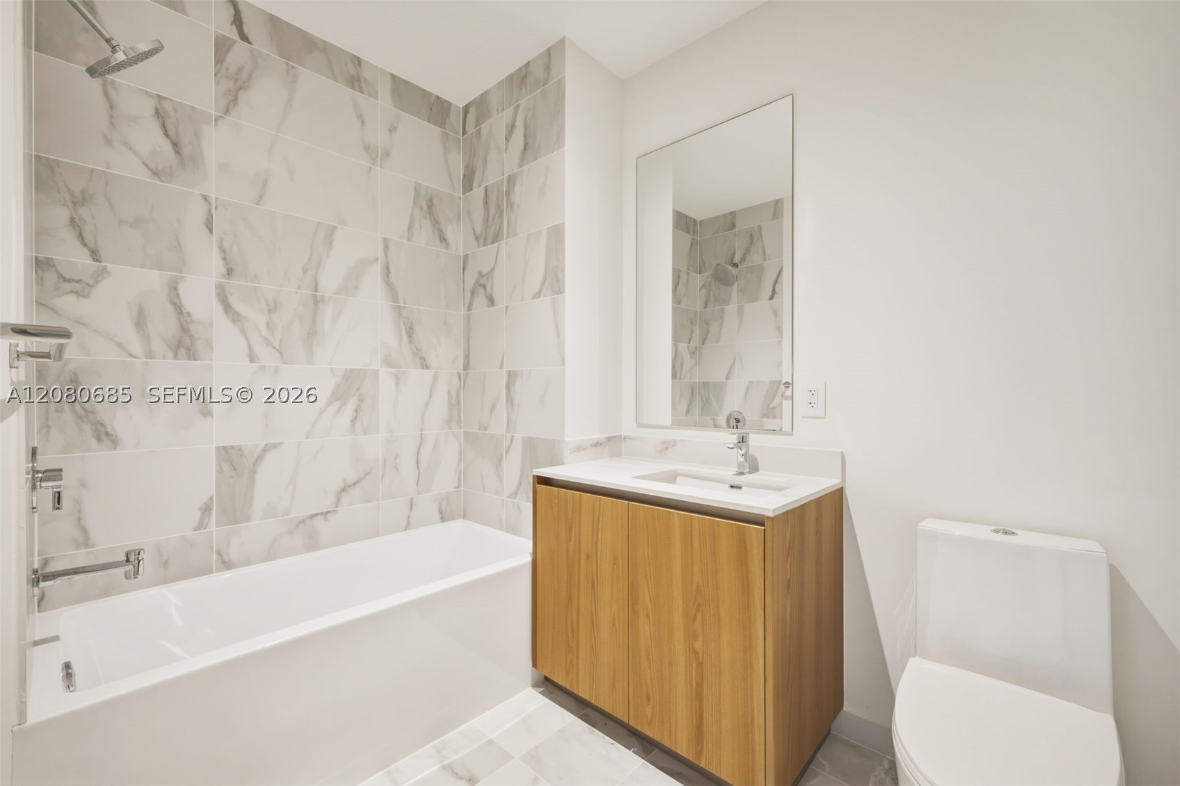 1400 Biscayne Blvd #2304 Miami, FL 33132