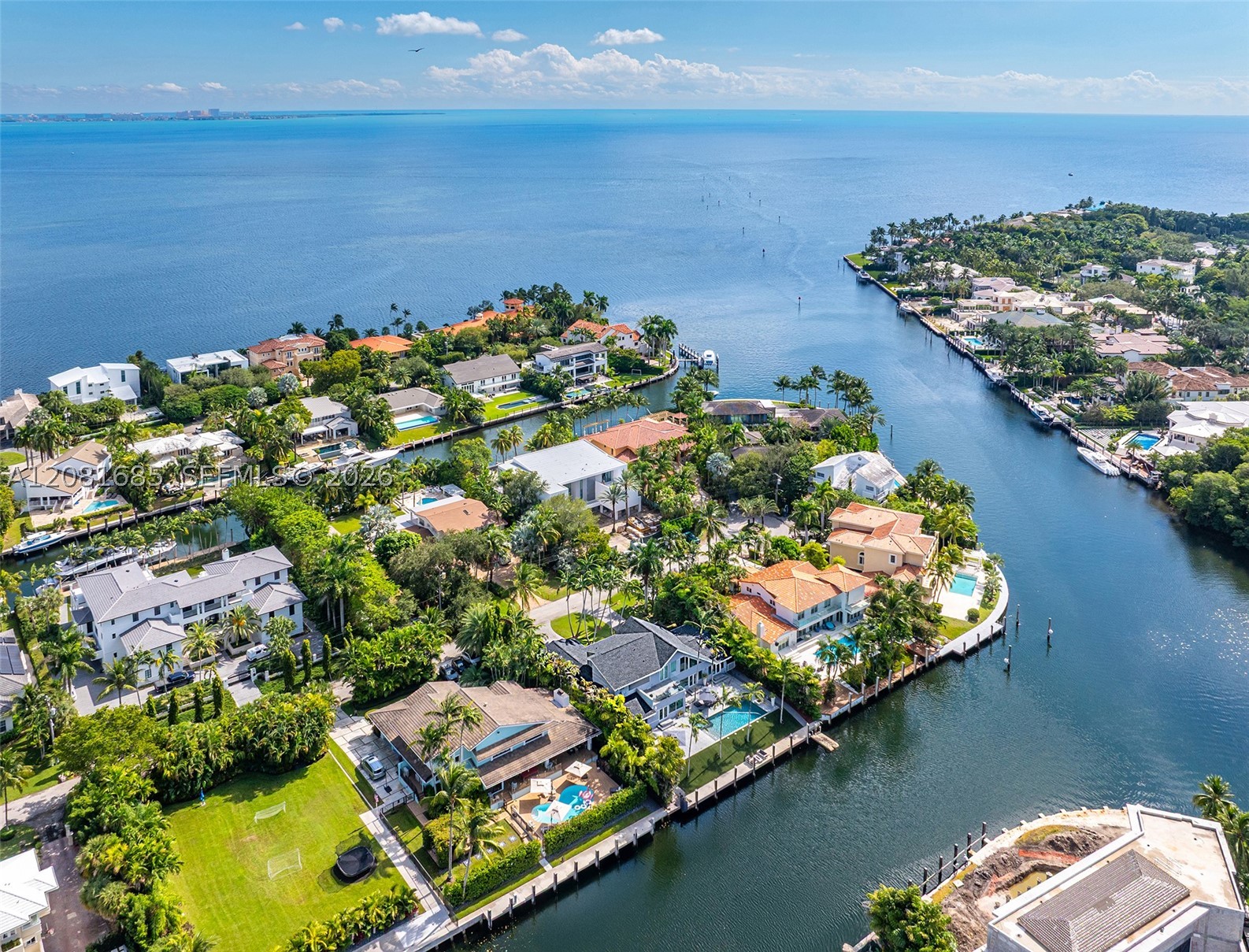 6944 Sunrise Ter Coral Gables, FL 33133