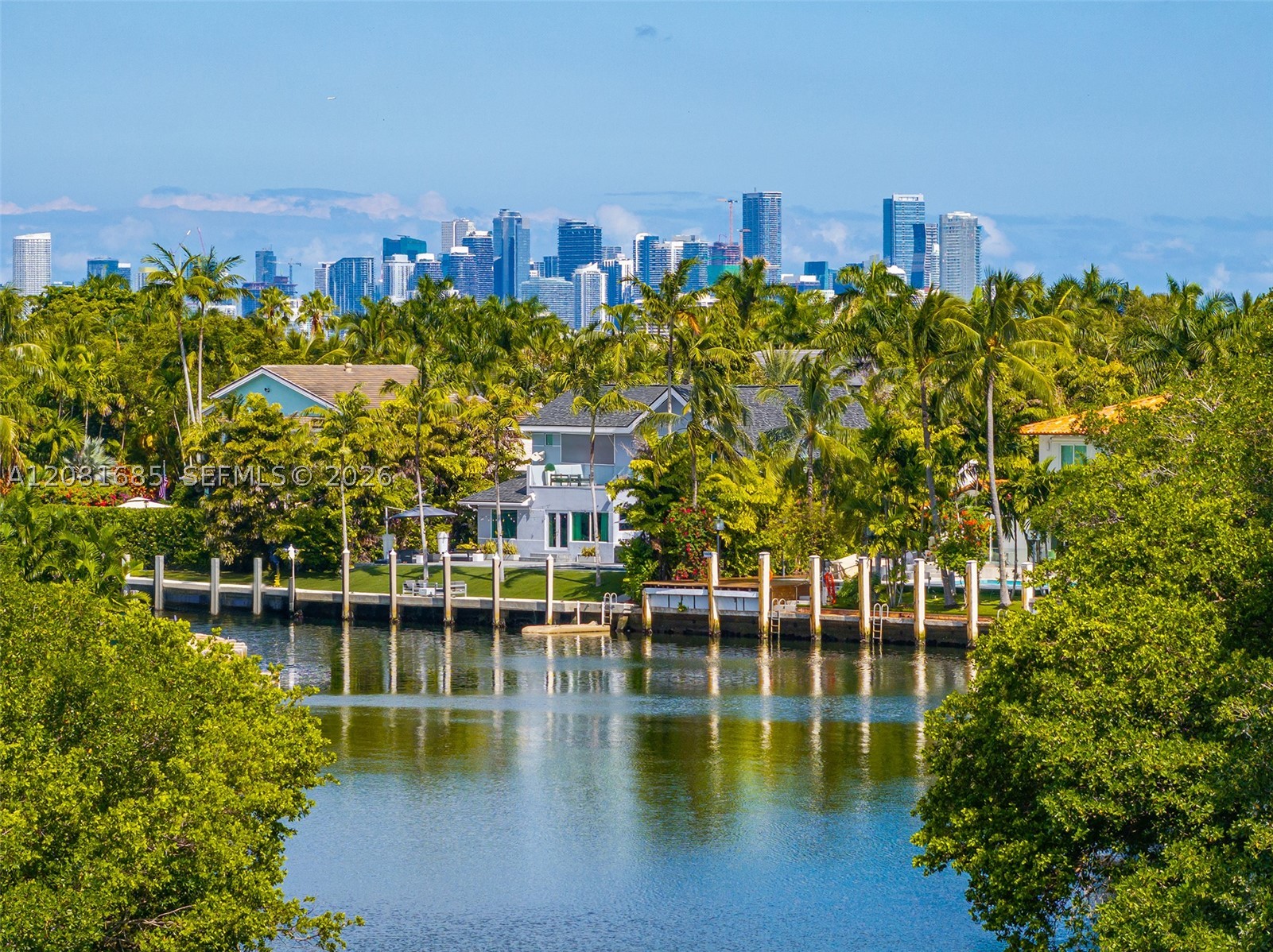 6944 Sunrise Ter Coral Gables, FL 33133