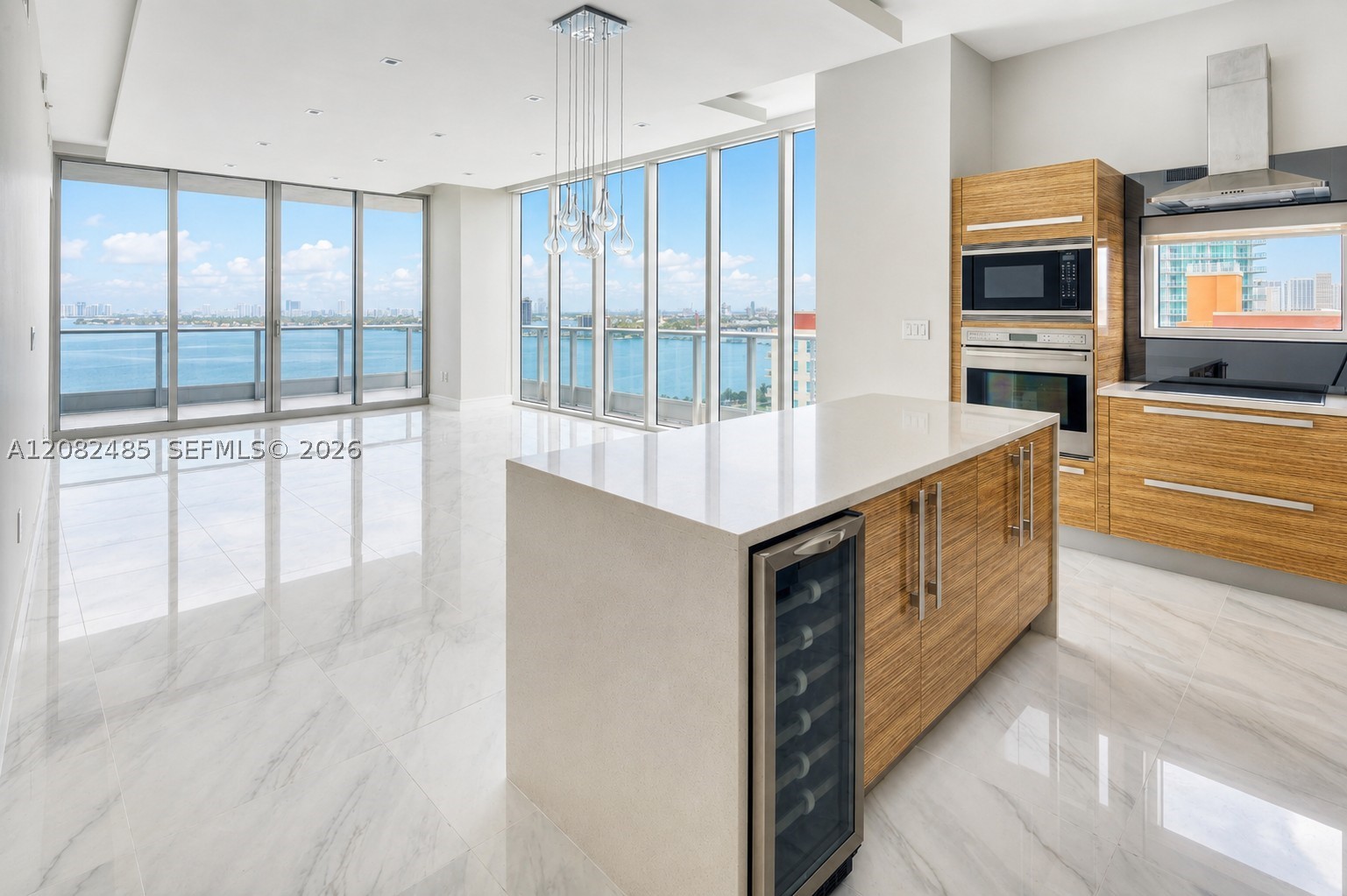2020 N Bayshore Dr #1710