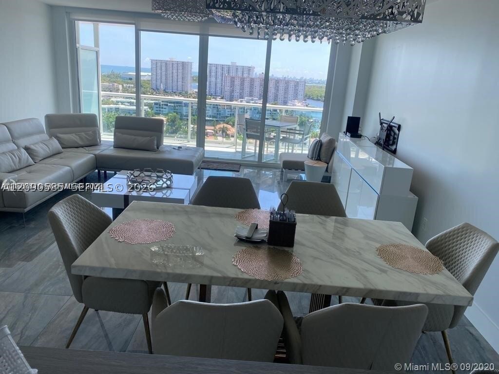 image 400 Sunny Isles10