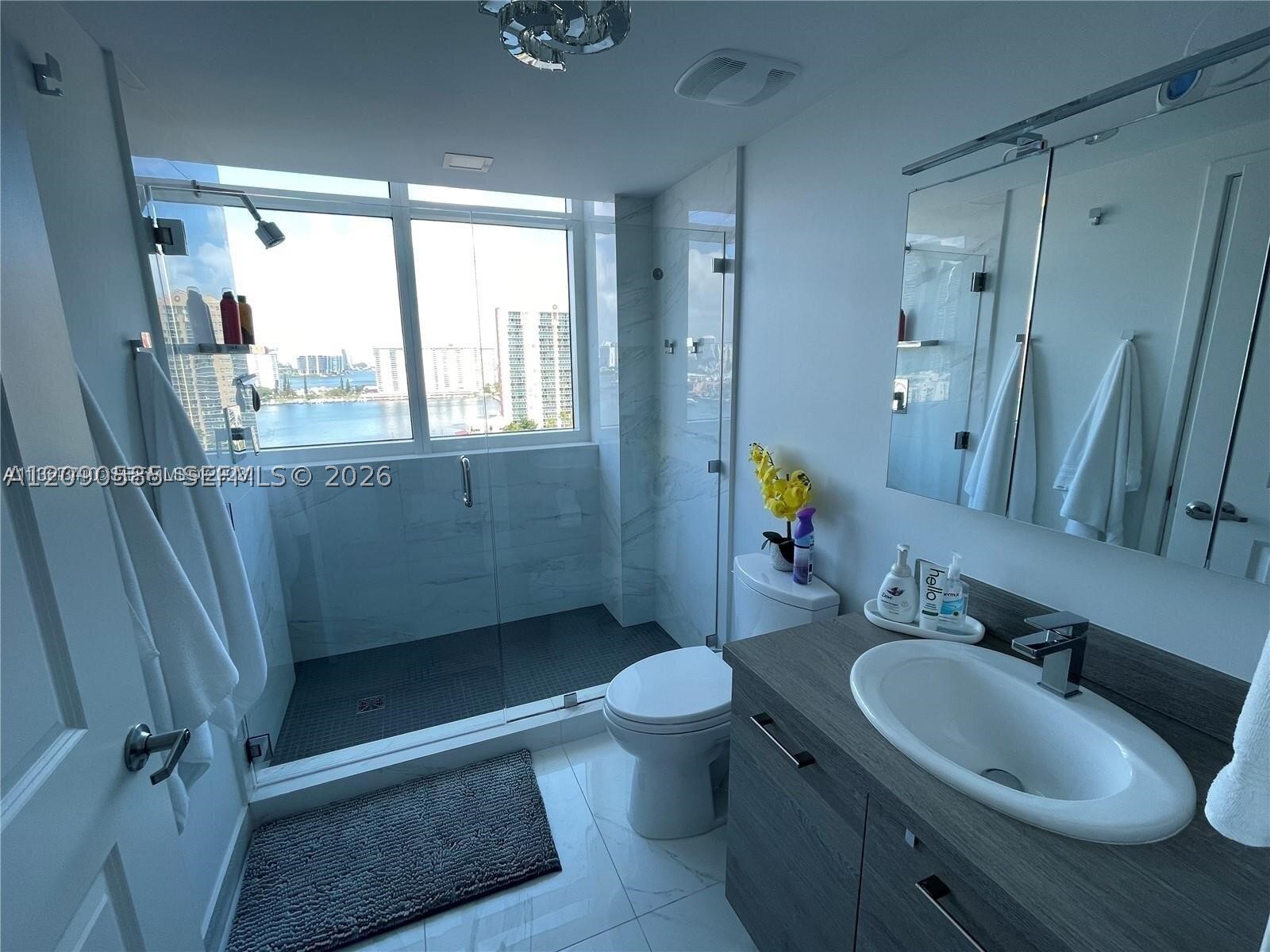 image 400 Sunny Isles18