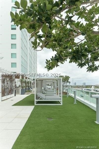 image 400 Sunny Isles31