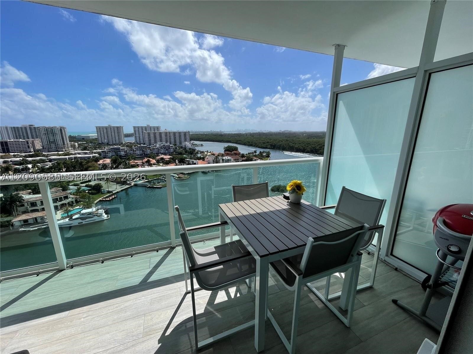 image 400 Sunny Isles3