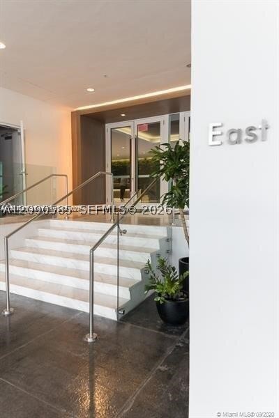 image 400 Sunny Isles39