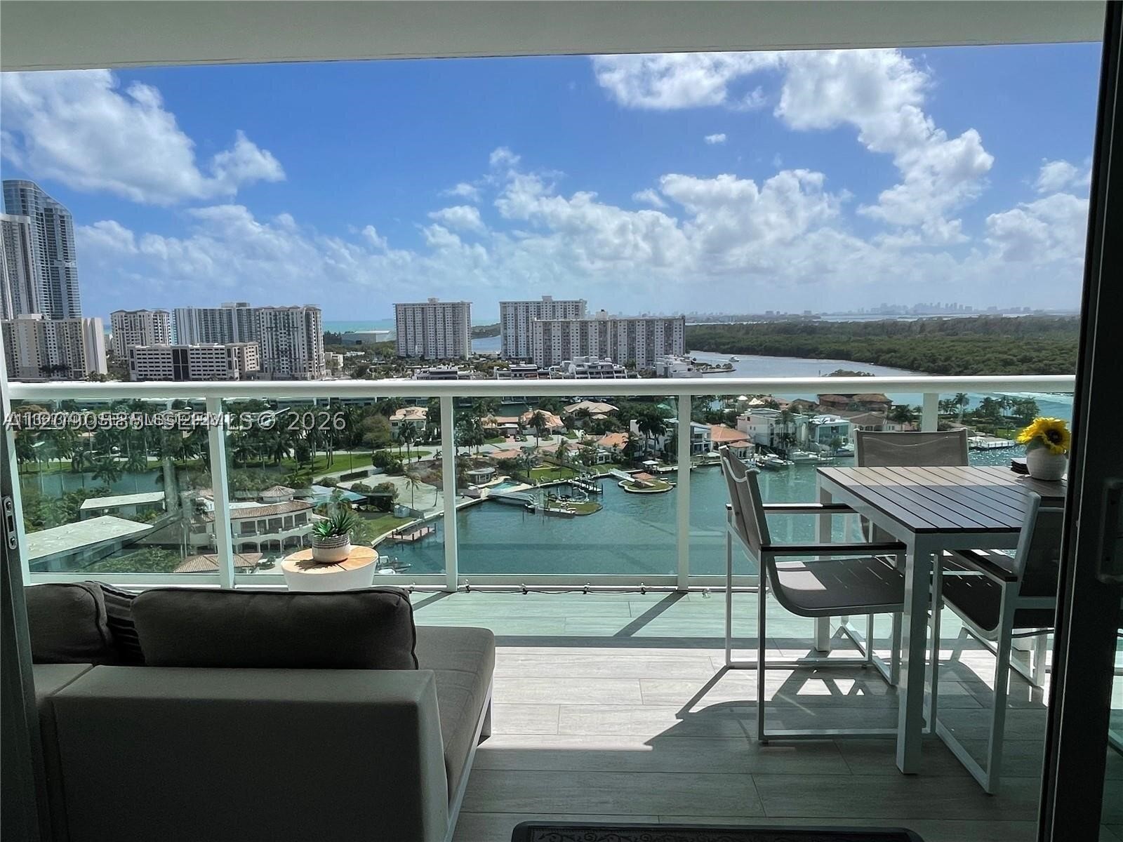 image 400 Sunny Isles4
