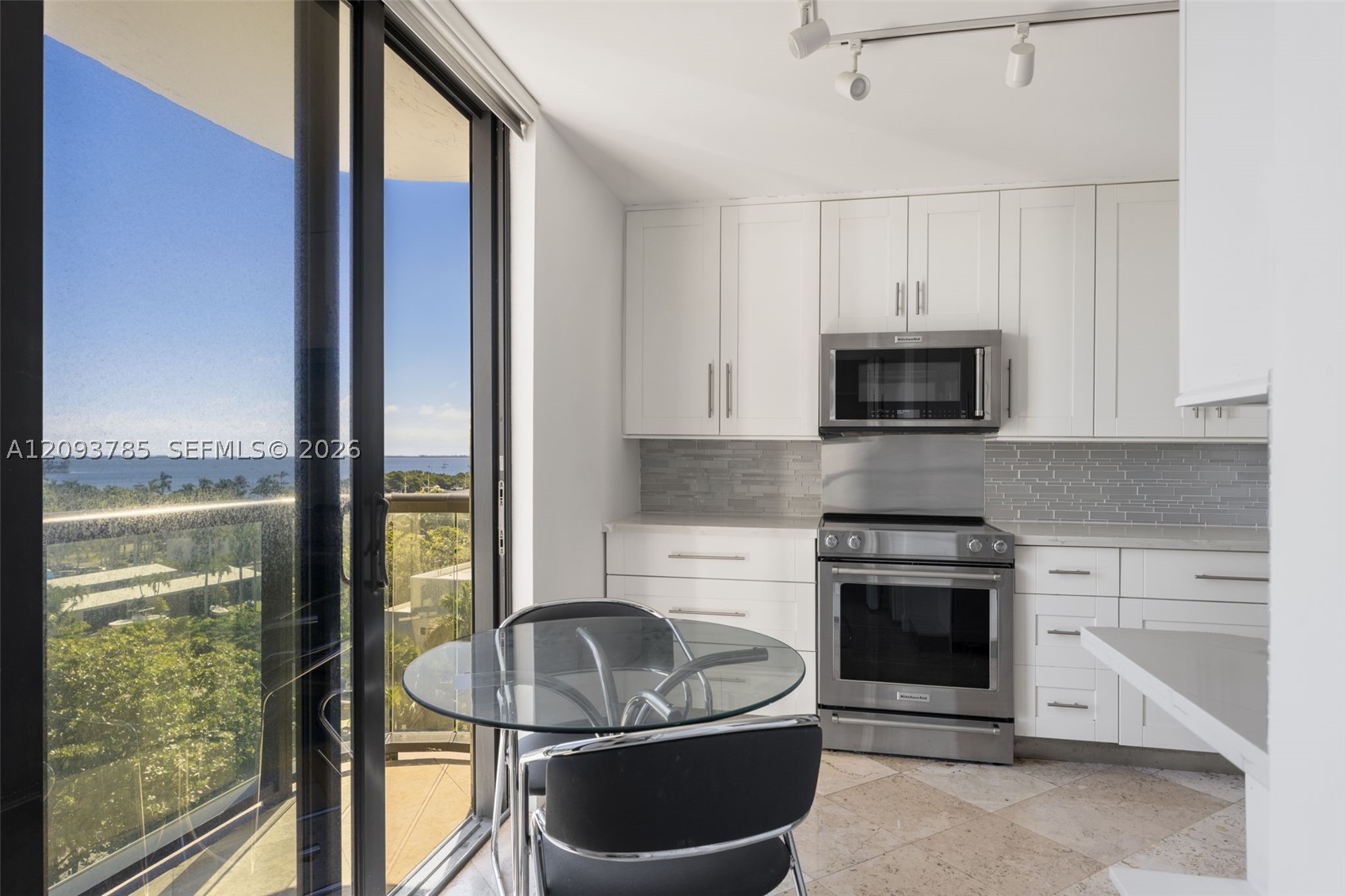 2575 S Bayshore Dr #10A & 10B Coconut Grove, FL 33133