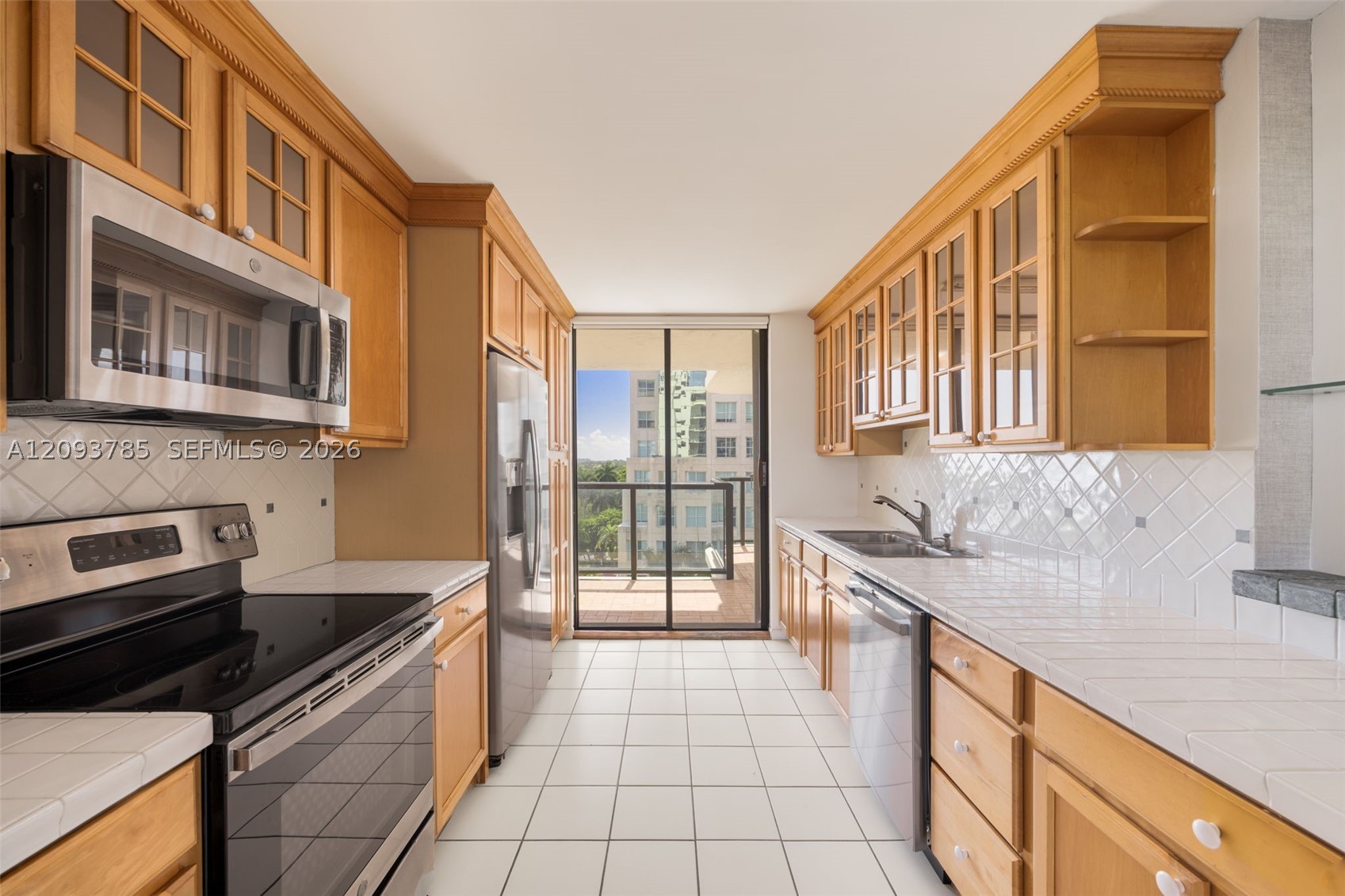 2575 S Bayshore Dr #10A & 10B Coconut Grove, FL 33133