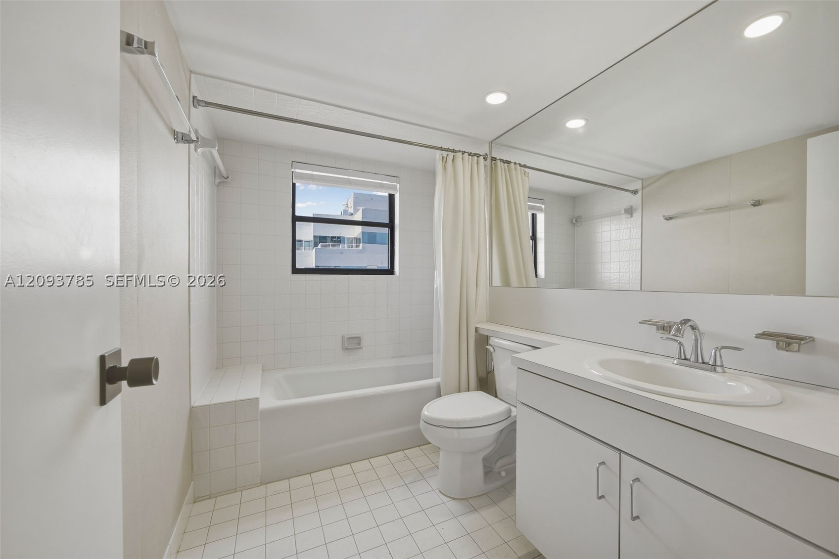 2575 S Bayshore Dr #10A & 10B Coconut Grove, FL 33133