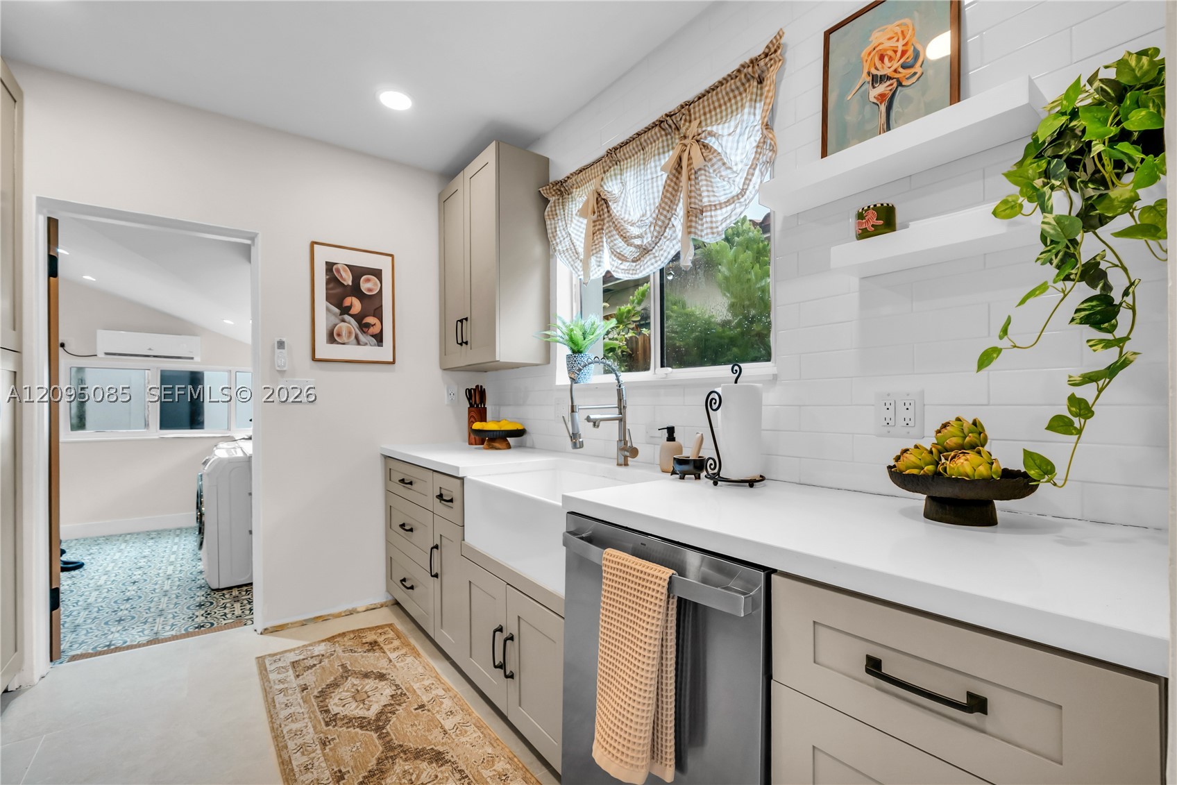 467 NE 55th Ter Miami, FL 33137