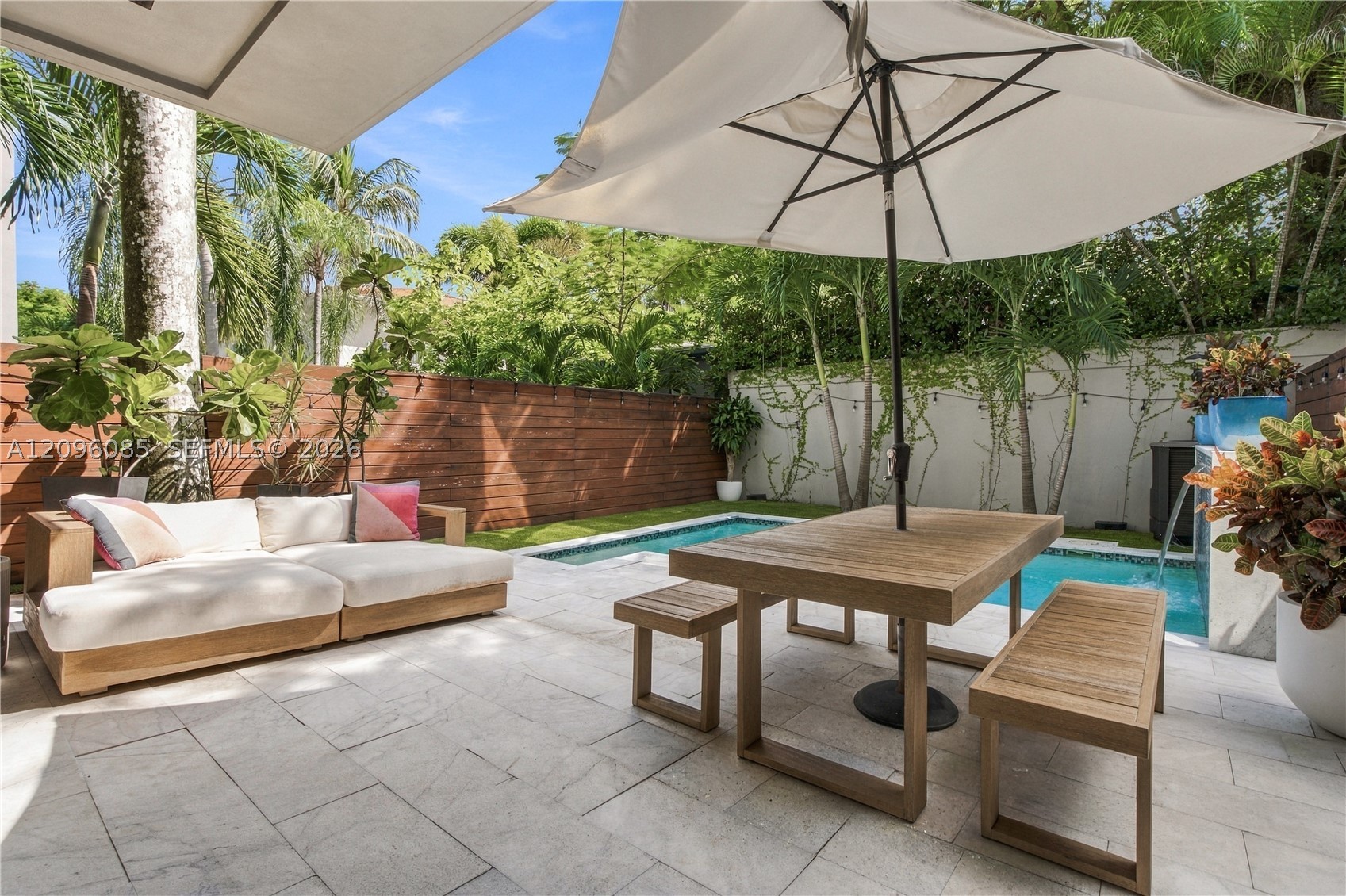 2922 Jackson Ave #2922 Miami, FL 33133