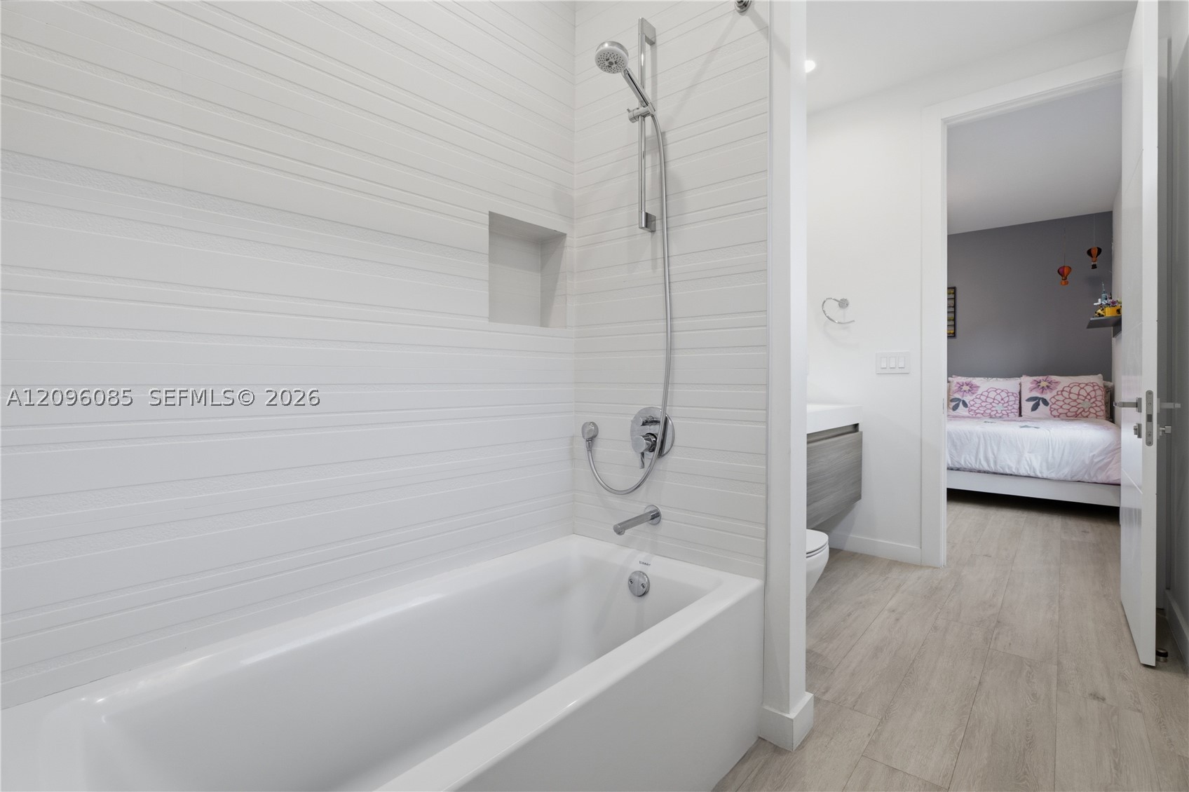 2922 Jackson Ave #2922 Miami, FL 33133