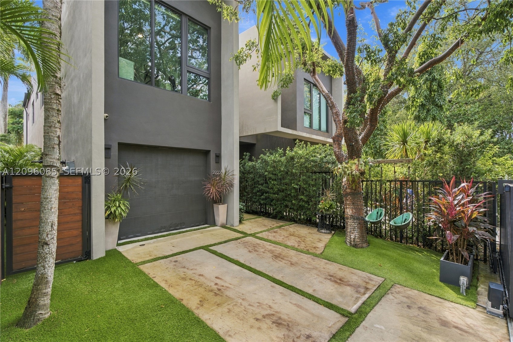 2922 Jackson Ave #2922 Miami, FL 33133