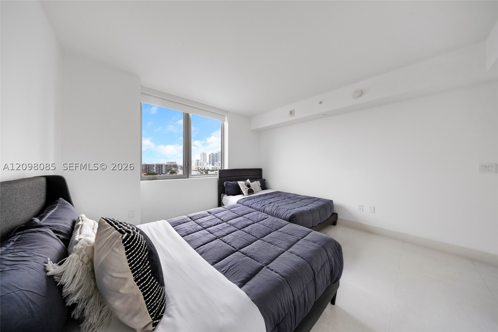 image Beachwalk Condominium37