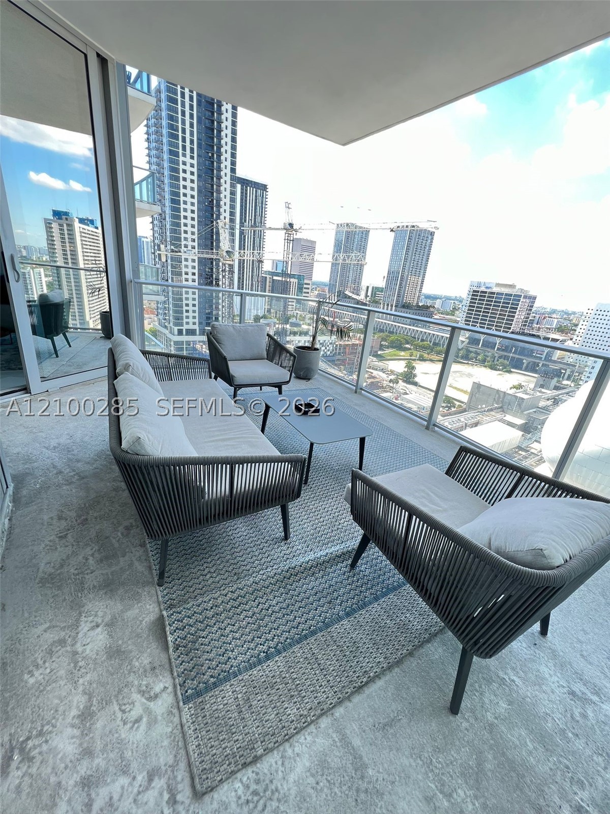 image Paramount Miami Worldcenter26