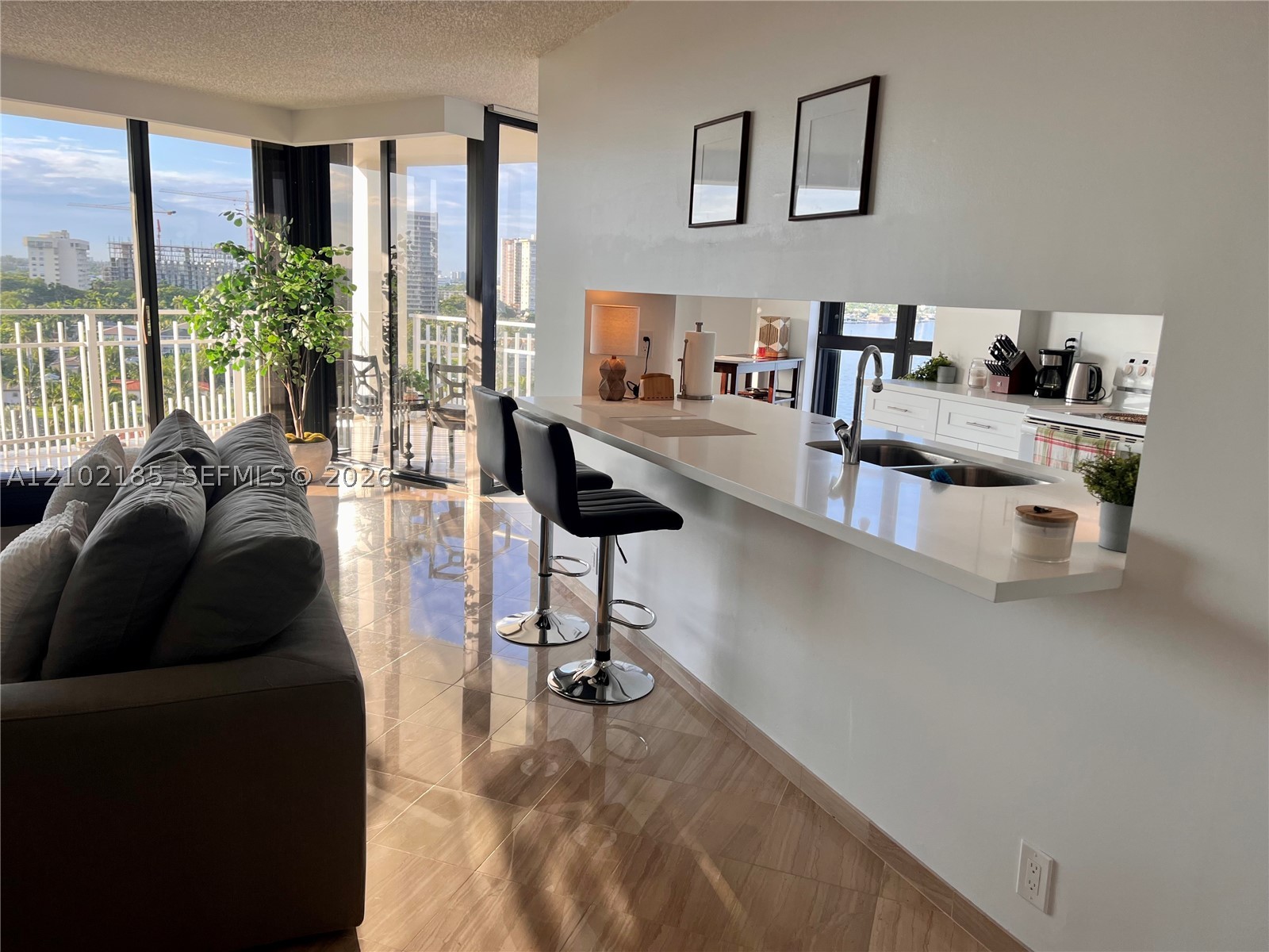 4000 NE Towerside Ter #1101 Miami, FL 33138