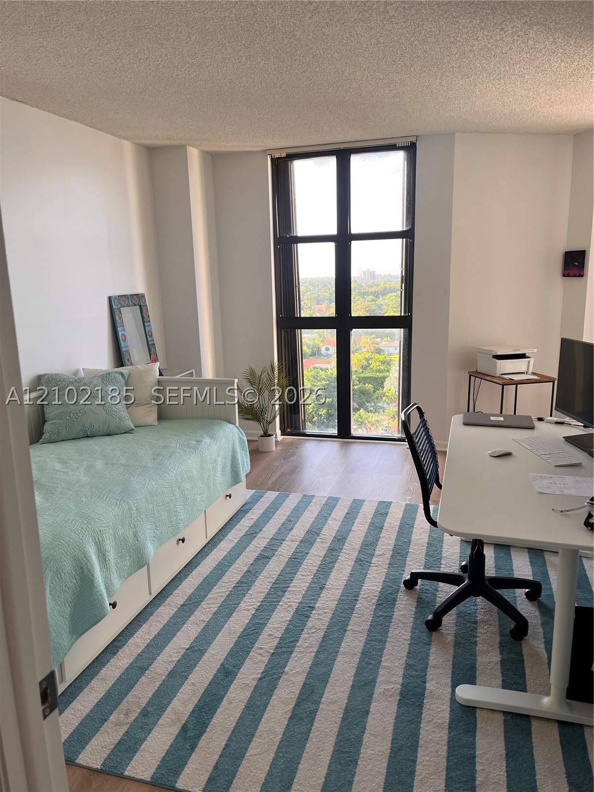 4000 NE Towerside Ter #1101 Miami, FL 33138