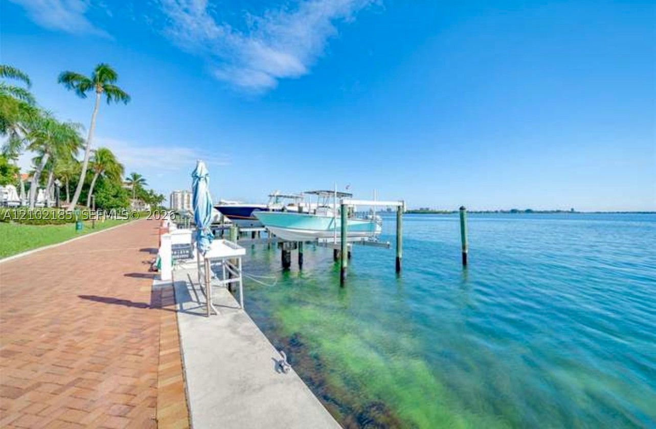 4000 NE Towerside Ter #1101 Miami, FL 33138