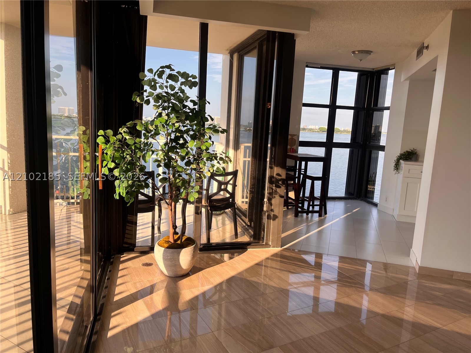 4000 NE Towerside Ter #1101 Miami, FL 33138