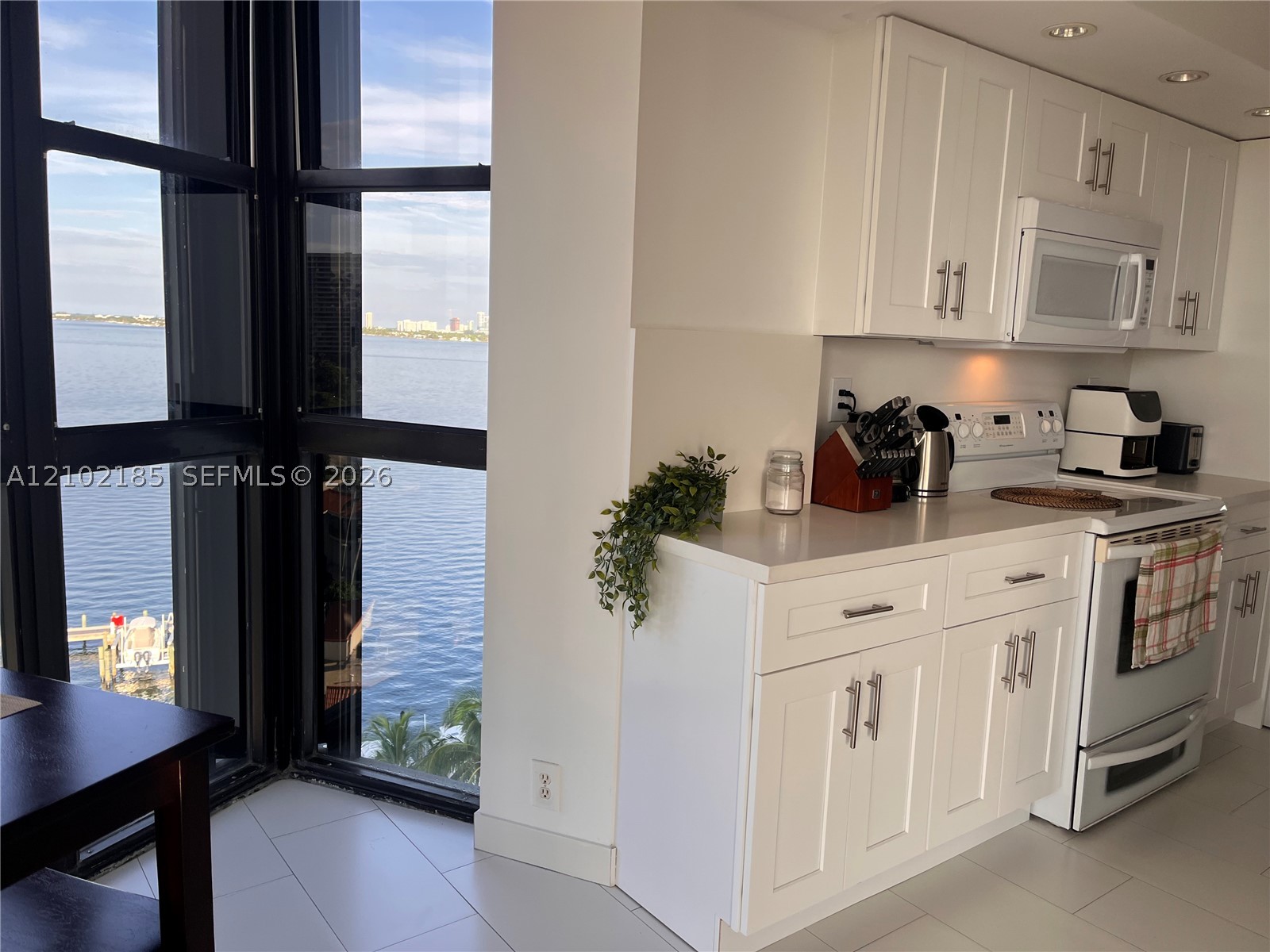 4000 NE Towerside Ter #1101 Miami, FL 33138