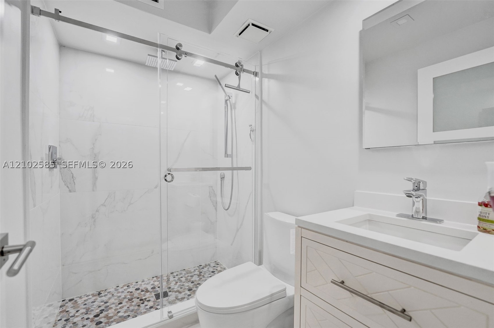 1901 N Ocean Blvd #3B Fort Lauderdale, FL 33305