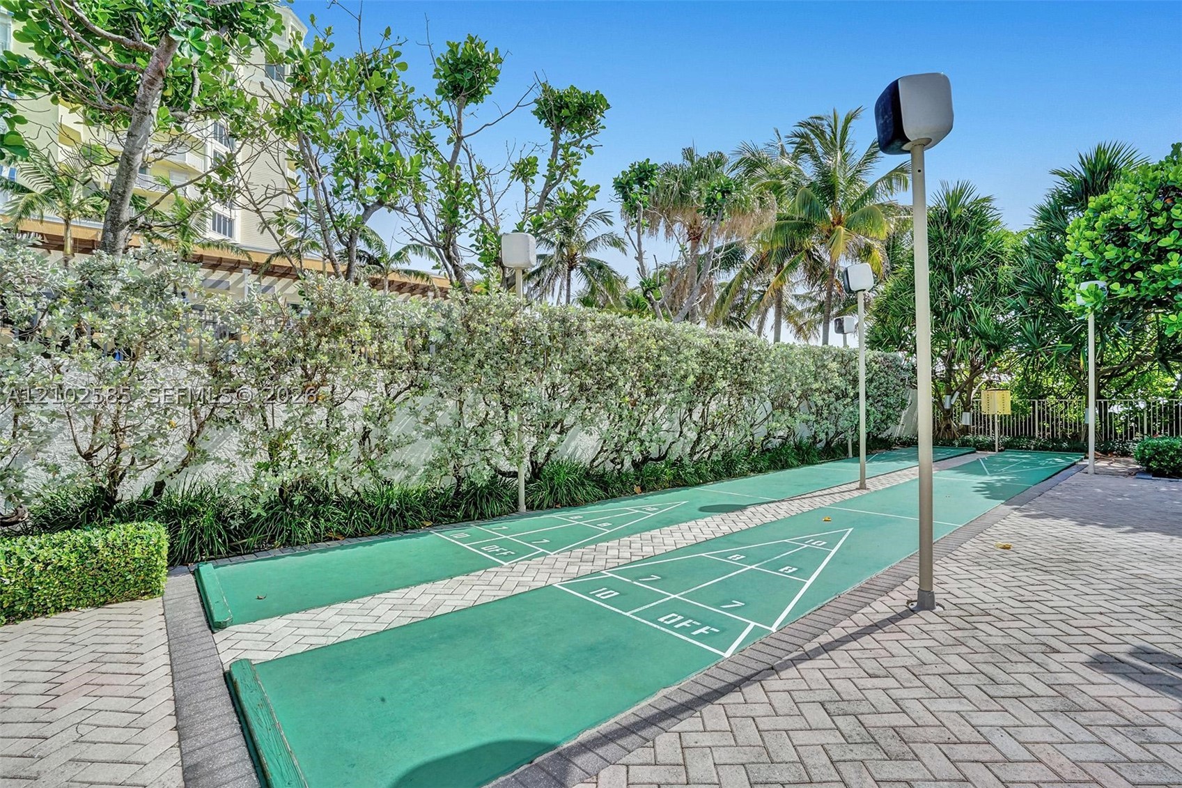 1901 N Ocean Blvd #3B Fort Lauderdale, FL 33305