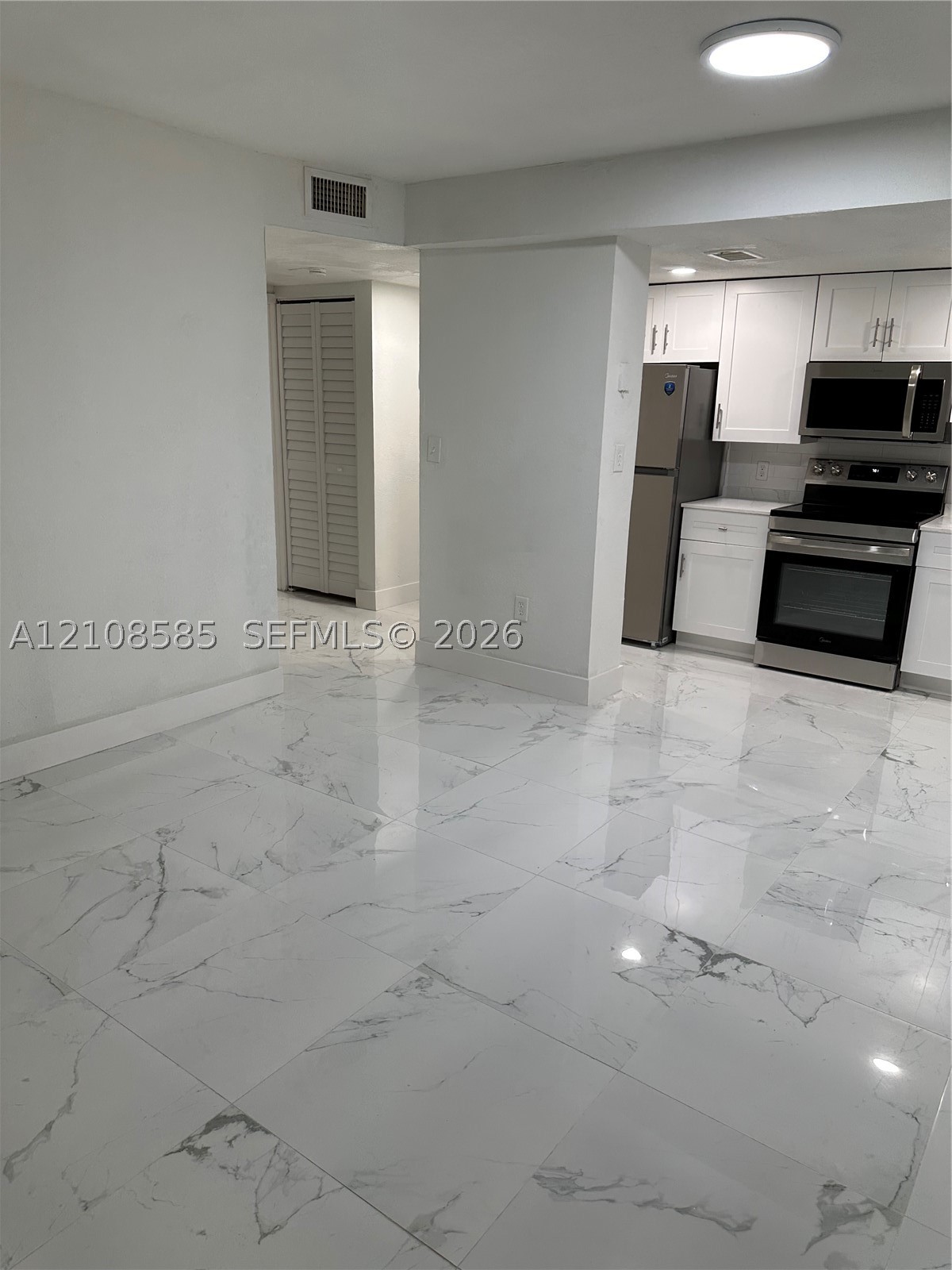 519 SW 2nd St #104 Miami, FL 33130