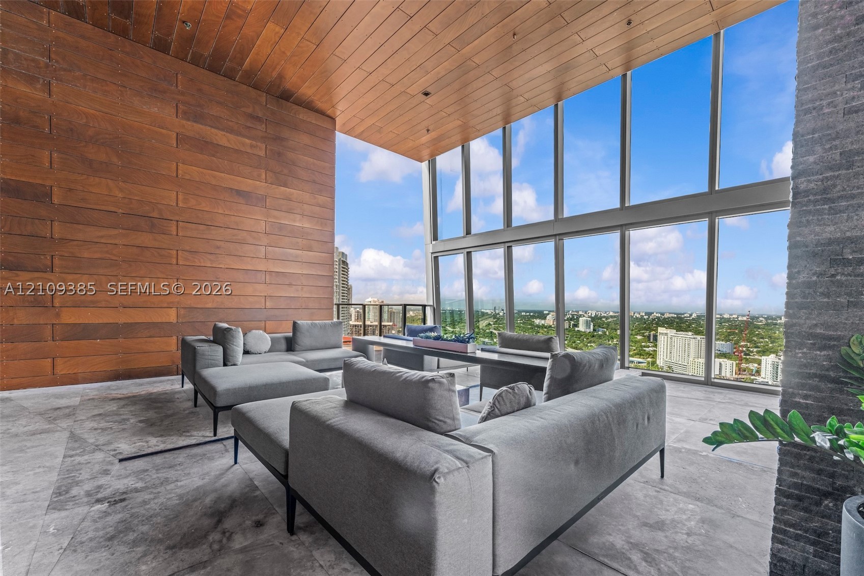 1451 Brickell Ave #1504 Miami, FL 33131